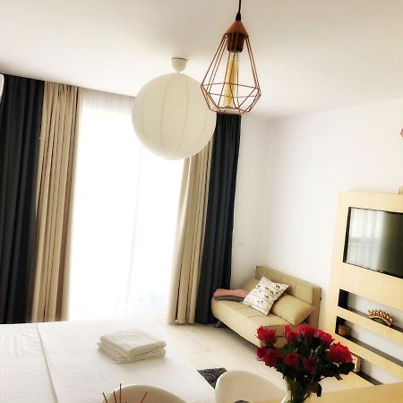 Lucky Star Studio Mamaia Nord Năvodari Екстериор снимка