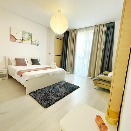 Lucky Star Studio Mamaia Nord Năvodari Екстериор снимка