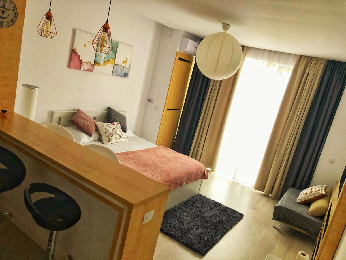 Lucky Star Studio Mamaia Nord Năvodari Екстериор снимка